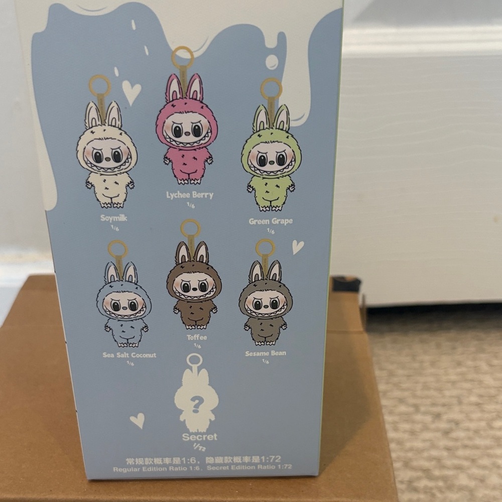 100% Authentic Labubu - Soymilk - Picture 5 of 7